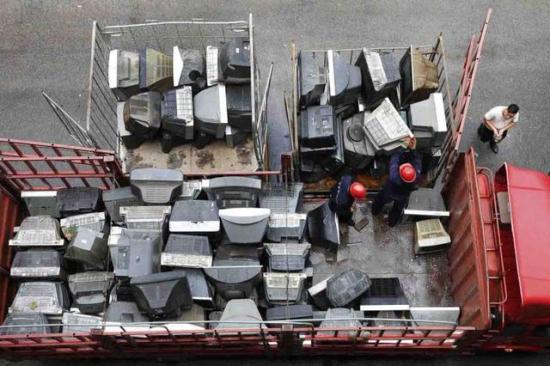 探訪北京舊家電環(huán)保處理廠 家用電器的綠色歸途